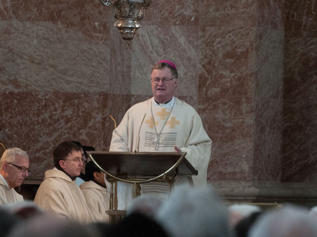 Bischof Manfred Scheuer bei der Predigt