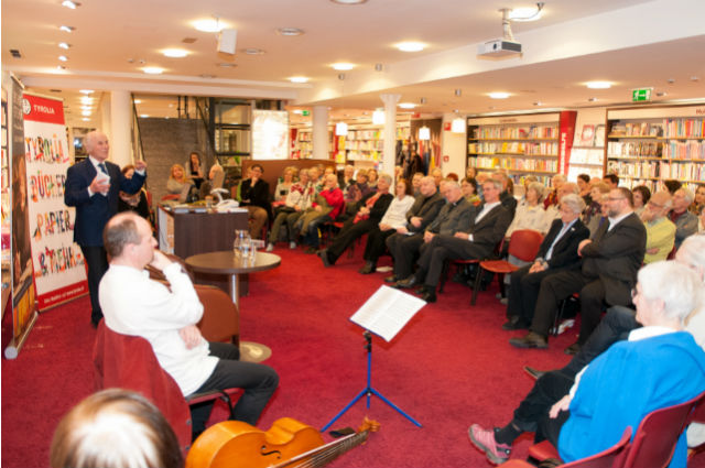 Buchpräsentation "Wer ist dieser Mensch?"